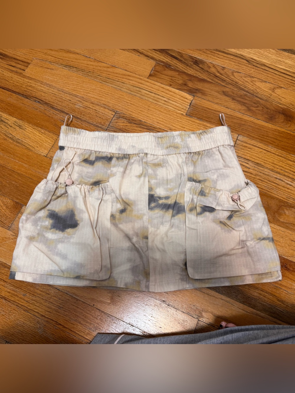 Zara Neutral Tie-Dye Elastic Waist cargo skirt